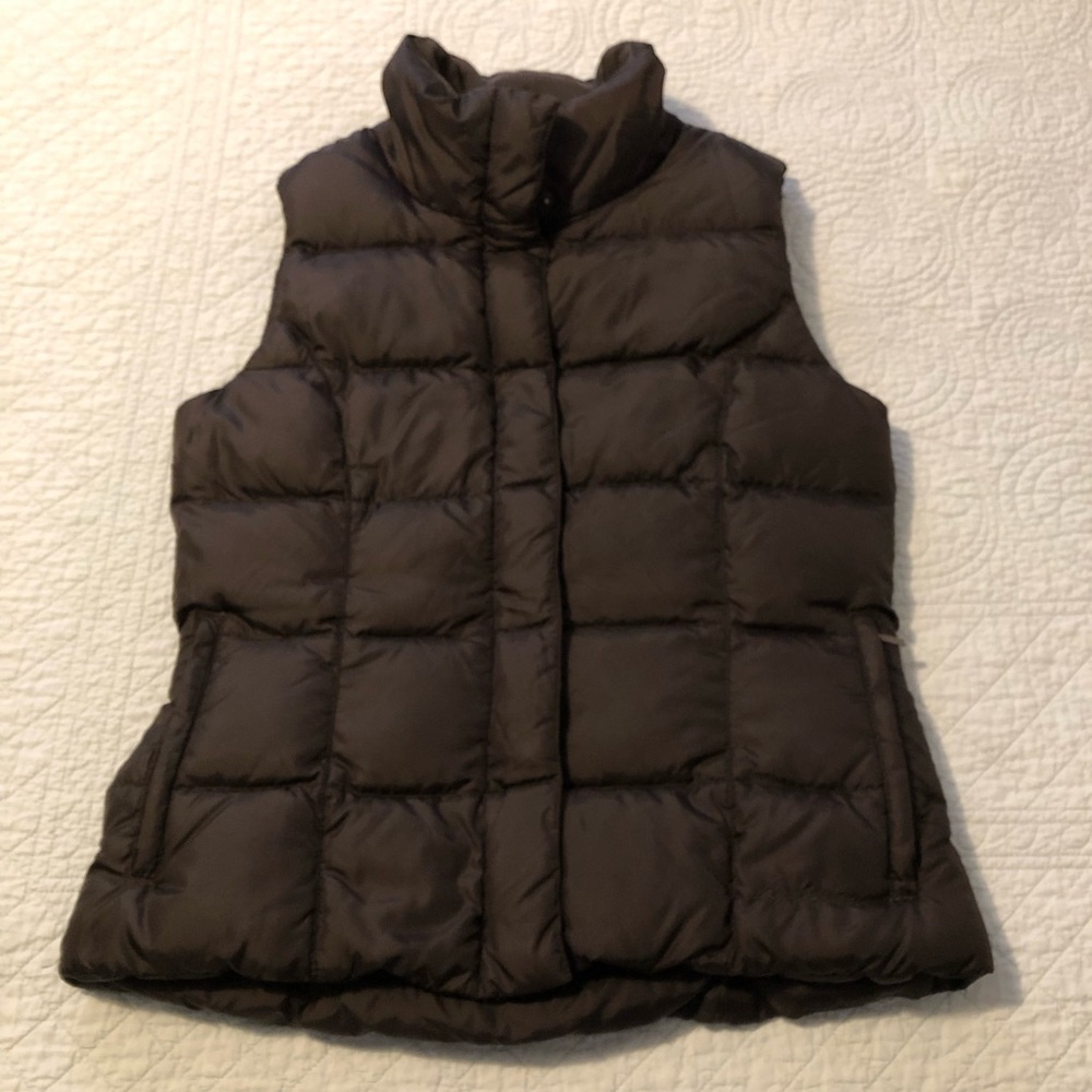Eddie Bauer goose down vest. Size XS.